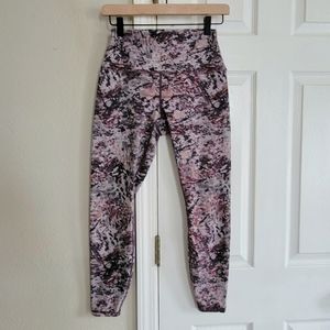 High waisted leggings